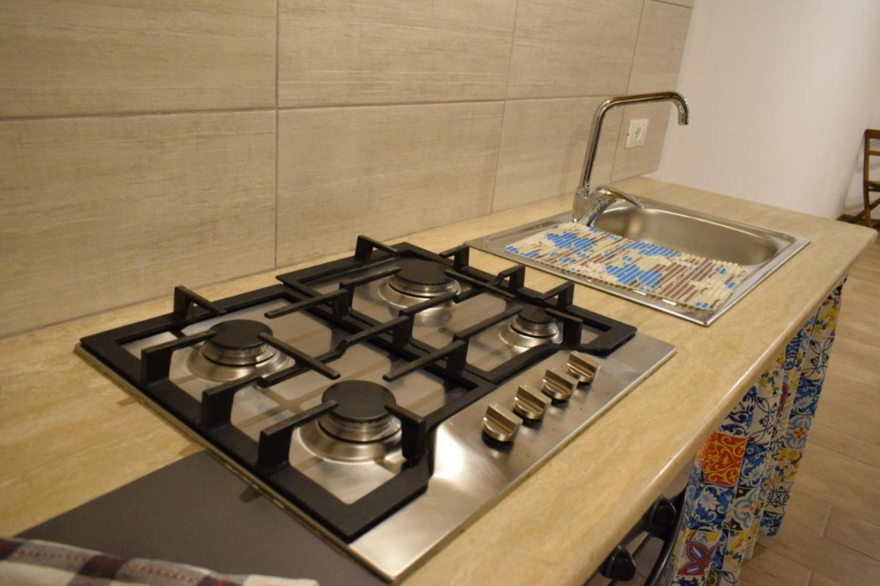 Pietro Holiday Home กัสเตลลัมมาเร เดล โกลโฟ ภายนอก รูปภาพ